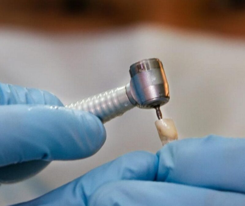 Foto-Cursos-Extensão-em-Endodontia-1-1080x675